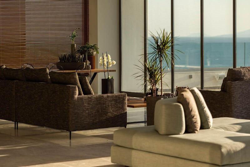 Messinian Icon Hotel & Suites Kalamata Bagian luar foto