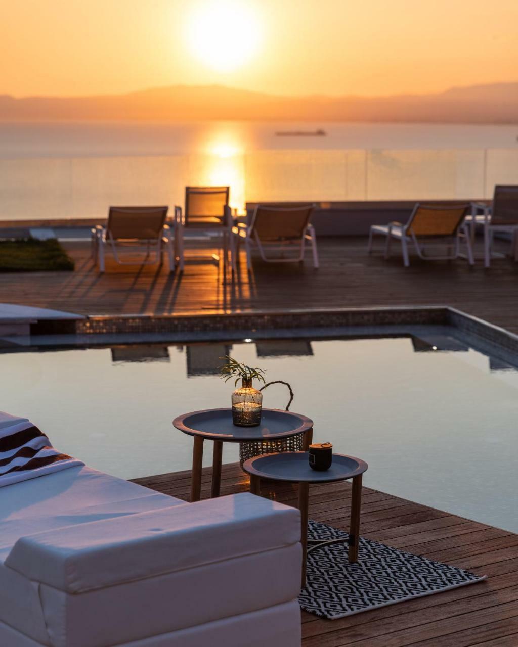 Messinian Icon Hotel & Suites Kalamata Bagian luar foto