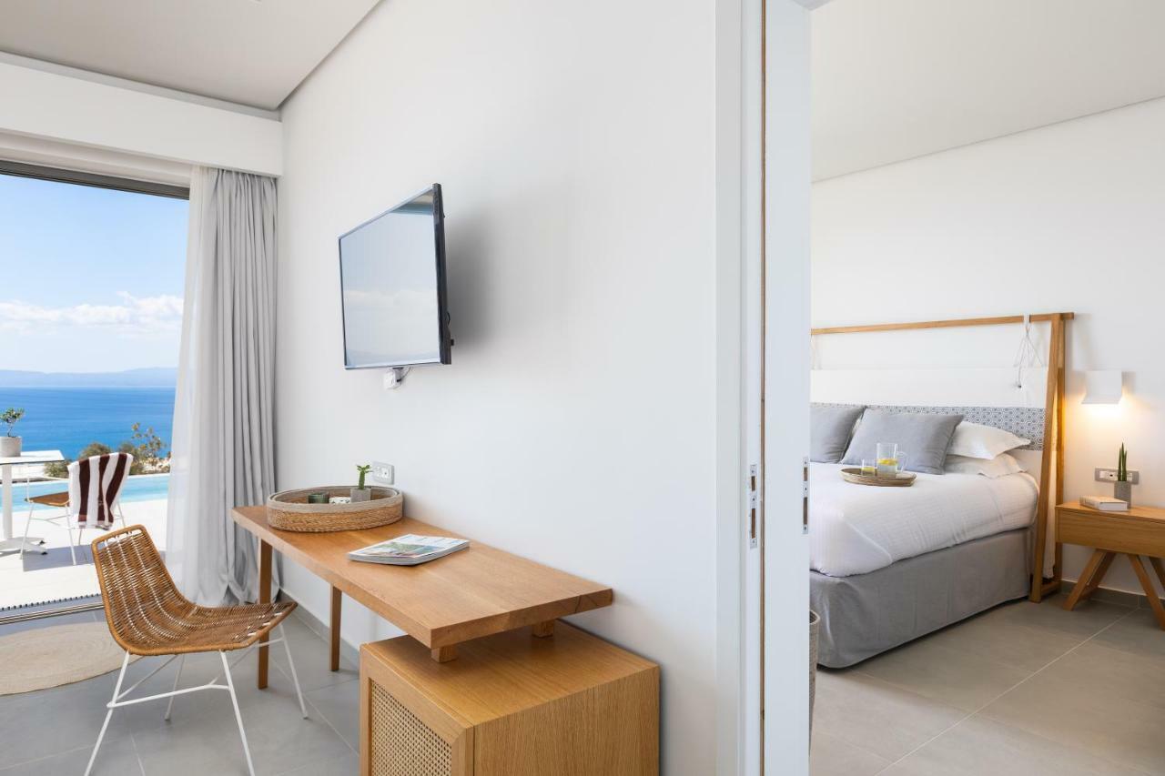 Messinian Icon Hotel & Suites Kalamata Bagian luar foto