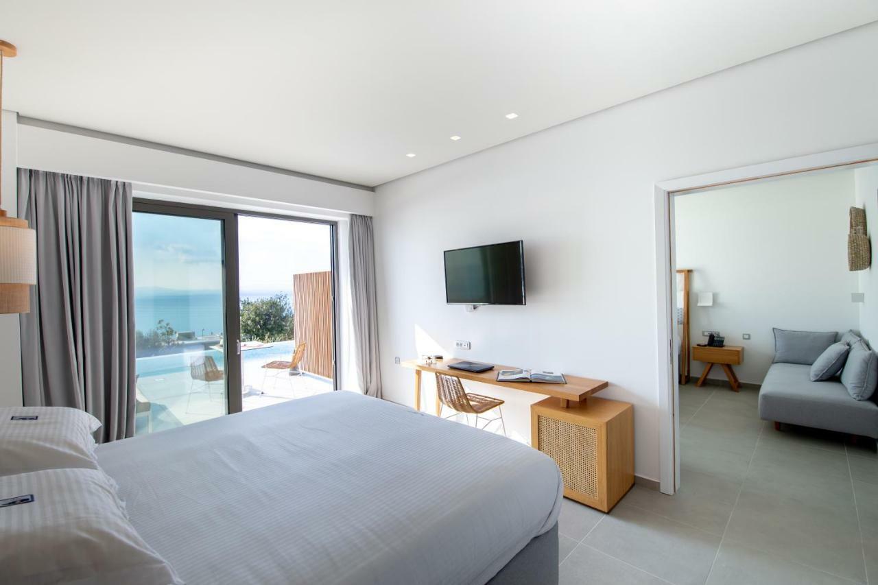 Messinian Icon Hotel & Suites Kalamata Bagian luar foto